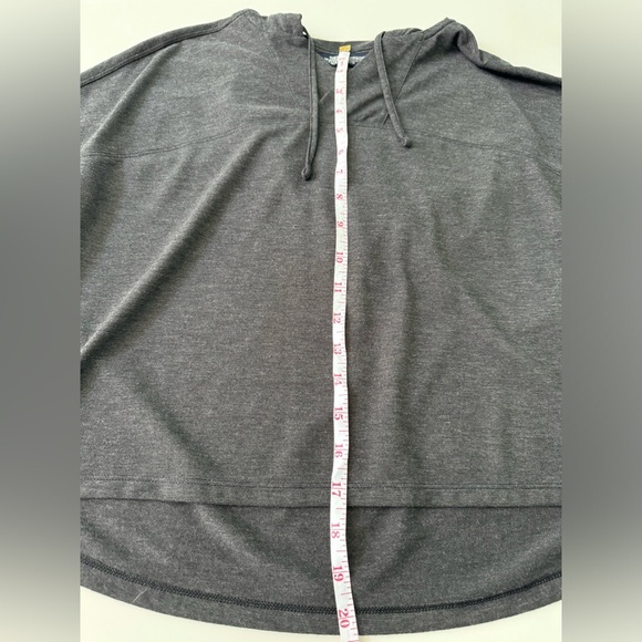 The North Face Women’s OBISPO crop short sleeve hoodie Size XS - Picture 5 of 9